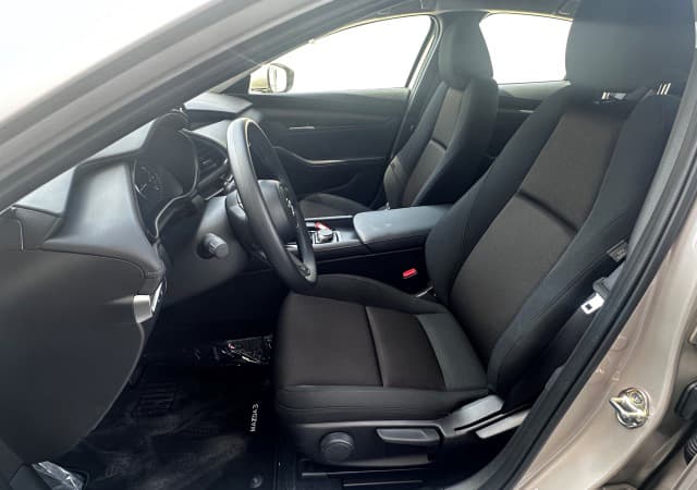 MAZDA 3 2025 — image 5