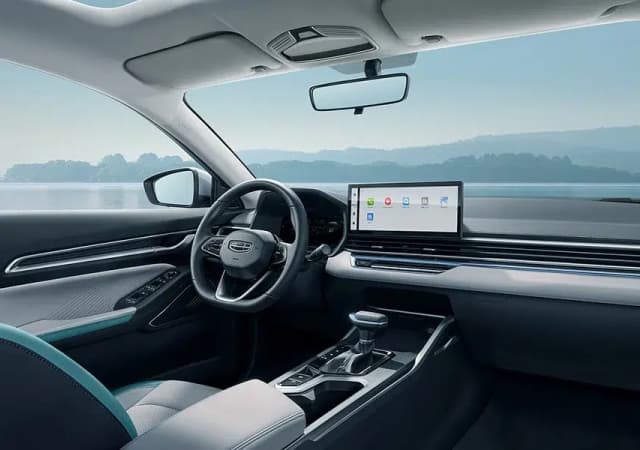 GEELY EMGRAND 2025 — image 5