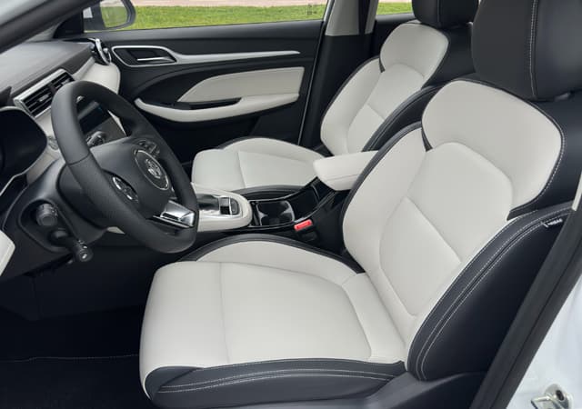MG ZS 2025 — image 5
